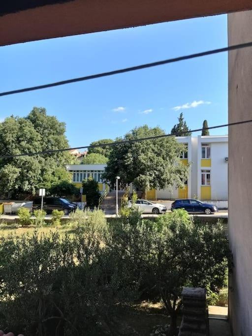 Nice Apartment On Quite Location Near City Center Split Extérieur photo