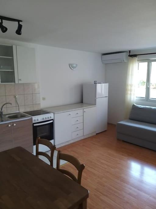 Nice Apartment On Quite Location Near City Center Split Extérieur photo