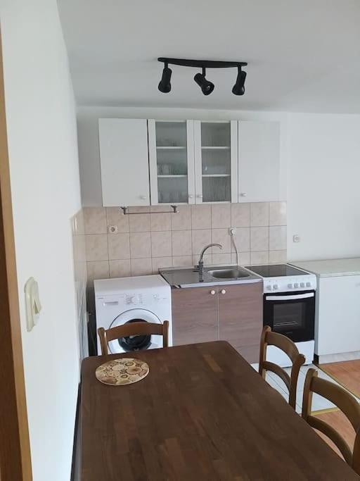 Nice Apartment On Quite Location Near City Center Split Extérieur photo
